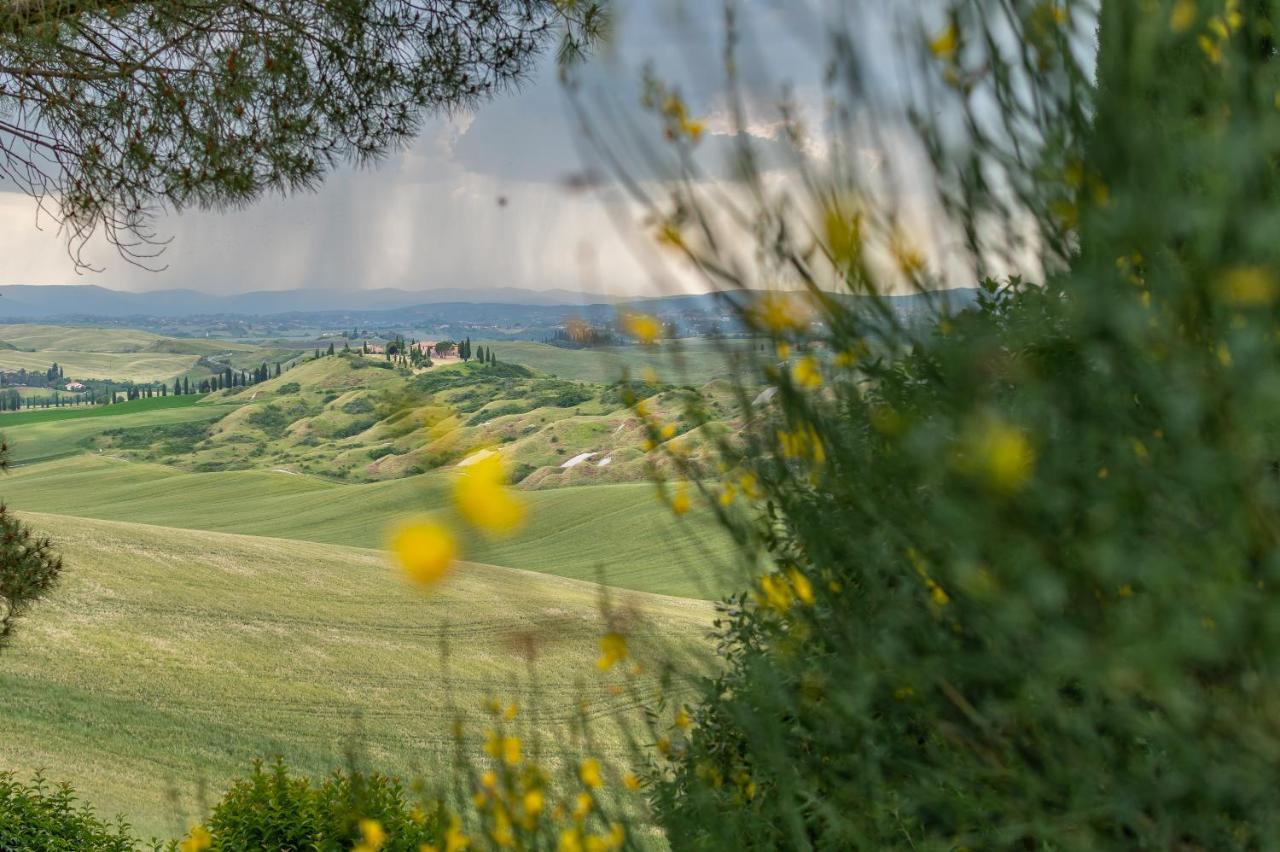 Tuscany Balcony: Crete Senesi Casetta Exterior foto